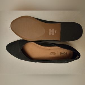 Suede TOMS slip on shoes